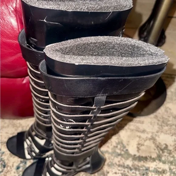 🔥 Michael Kors Gladiator Heels – Super Sexy Statement Boots! - Picture 6 of 6
